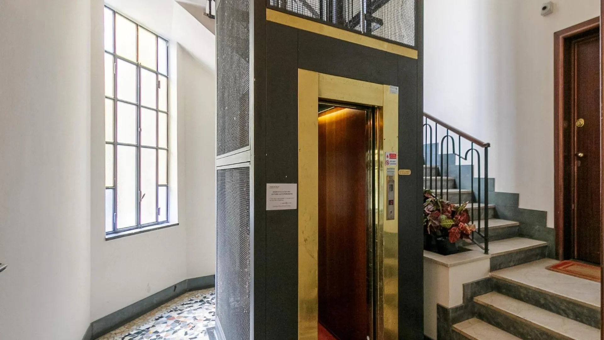 Centro Via Della Signora Apartment Milan
