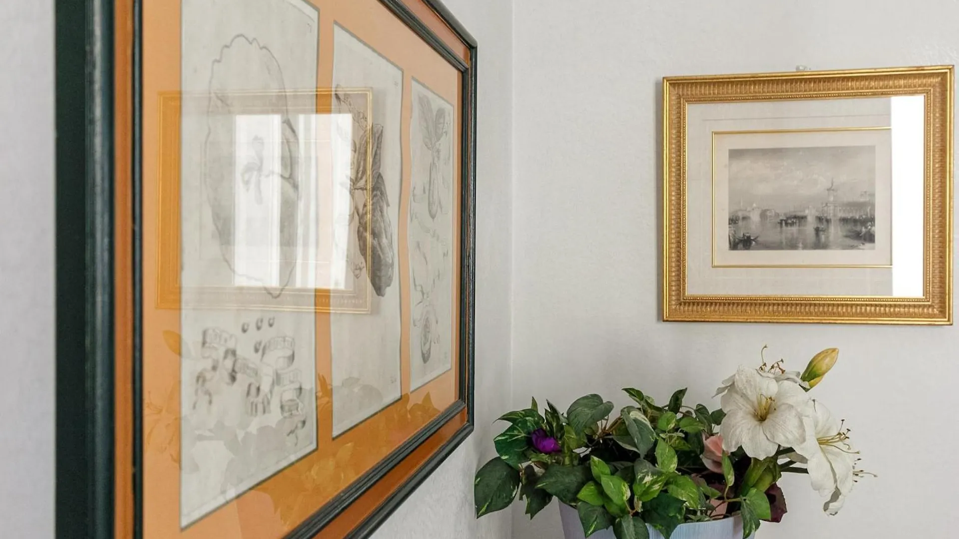 Centro Via Della Signora Apartment Milan Italy